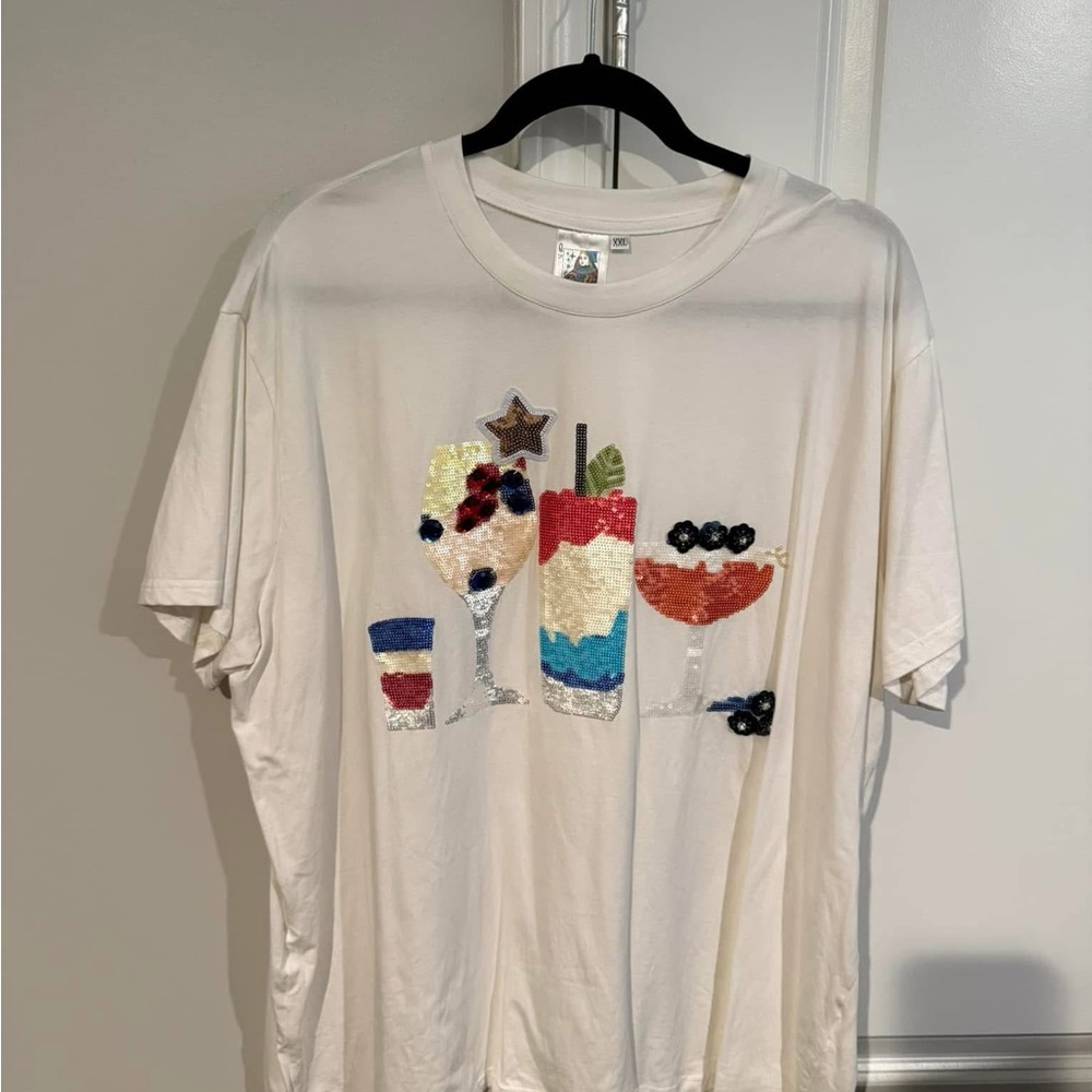 QUEEN OF SPARKLES Cream Sequin Cocktail Tee